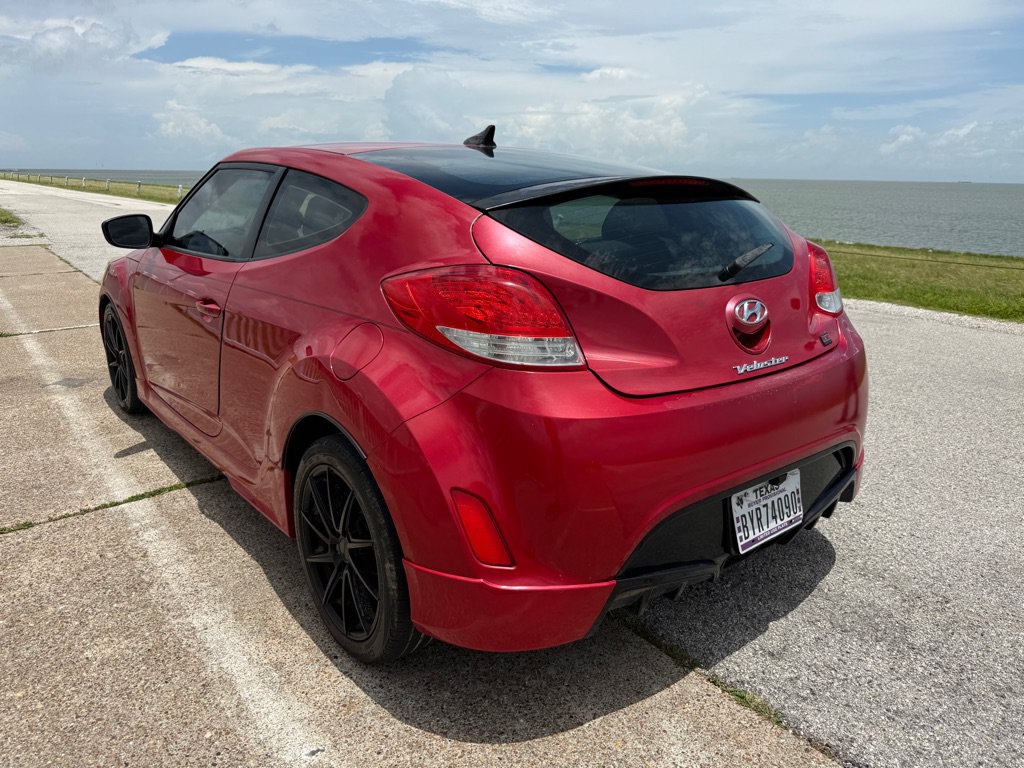 Used 2013 Hyundai Veloster RE:MIX Edition FWD image 29