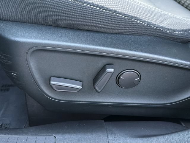 Used 2022 Ford Escape SE FWD image 22
