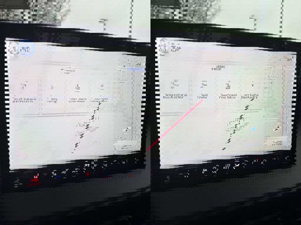 New 2026 Ford Maverick Lariat w/ Black Appearance Package image 30