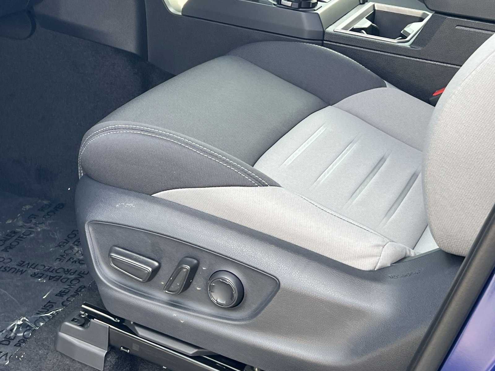 New 2025 Toyota Tacoma TRD Off-Road image 8