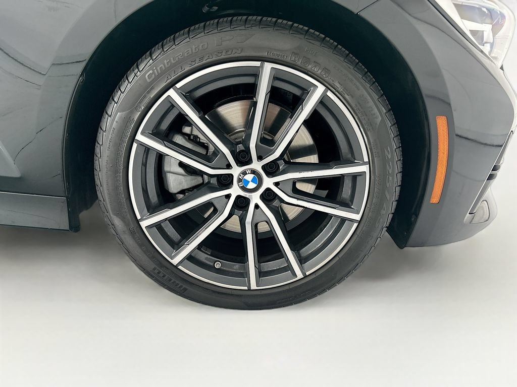Used 2020 BMW 330i Sedan w/ Driving Assistance Package RWD image 31