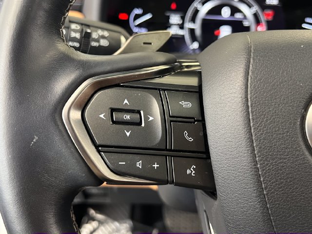 Used 2023 Lexus LX 600 4WD w/ Appearance Package image 47