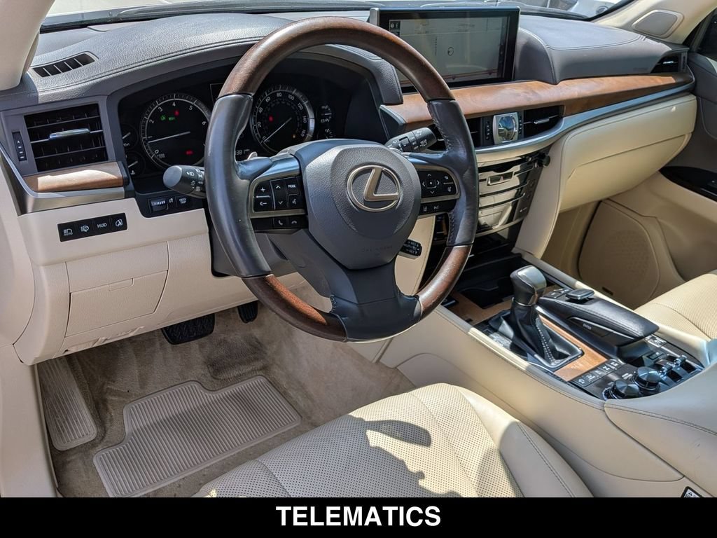 Used 2019 Lexus LX 570 4WD w/ Luxury Package image 2