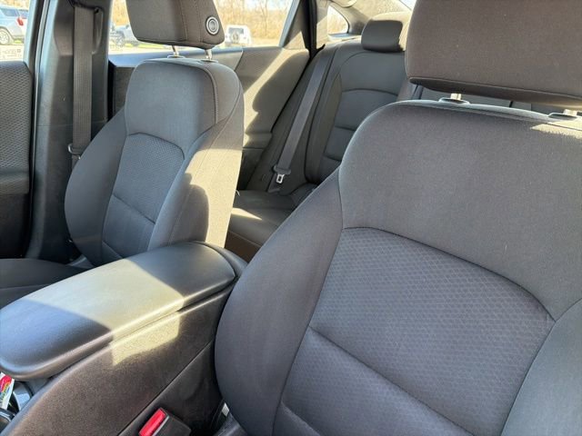 Used 2018 Chevrolet Malibu LS FWD image 17