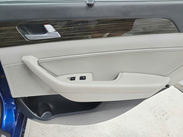 Used 2016 Hyundai Sonata Limited w/ Option Group 04 image 47