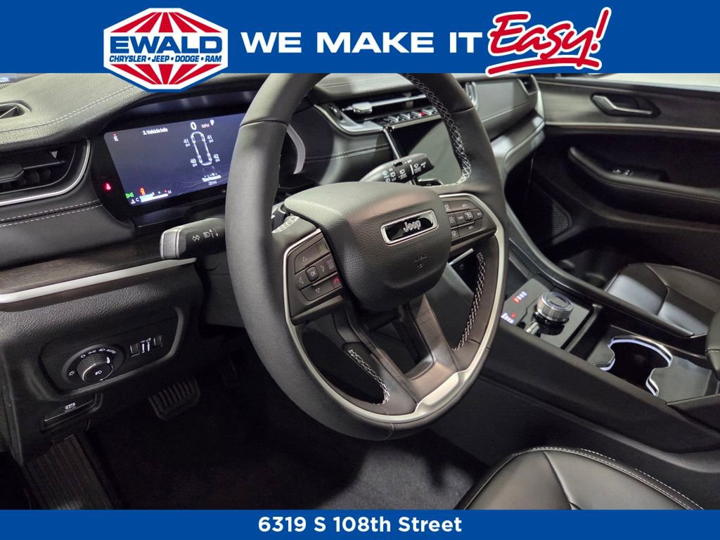 New 2025 Jeep Grand Cherokee L Limited AWD/4WD image 4