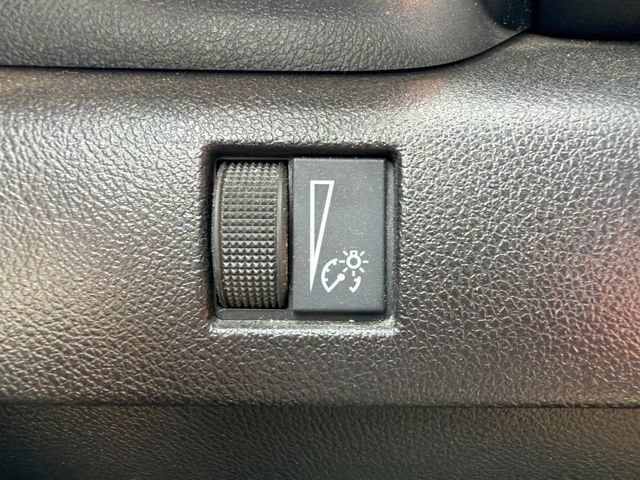 Used 2023 GMC Canyon Elevation RWD image 23