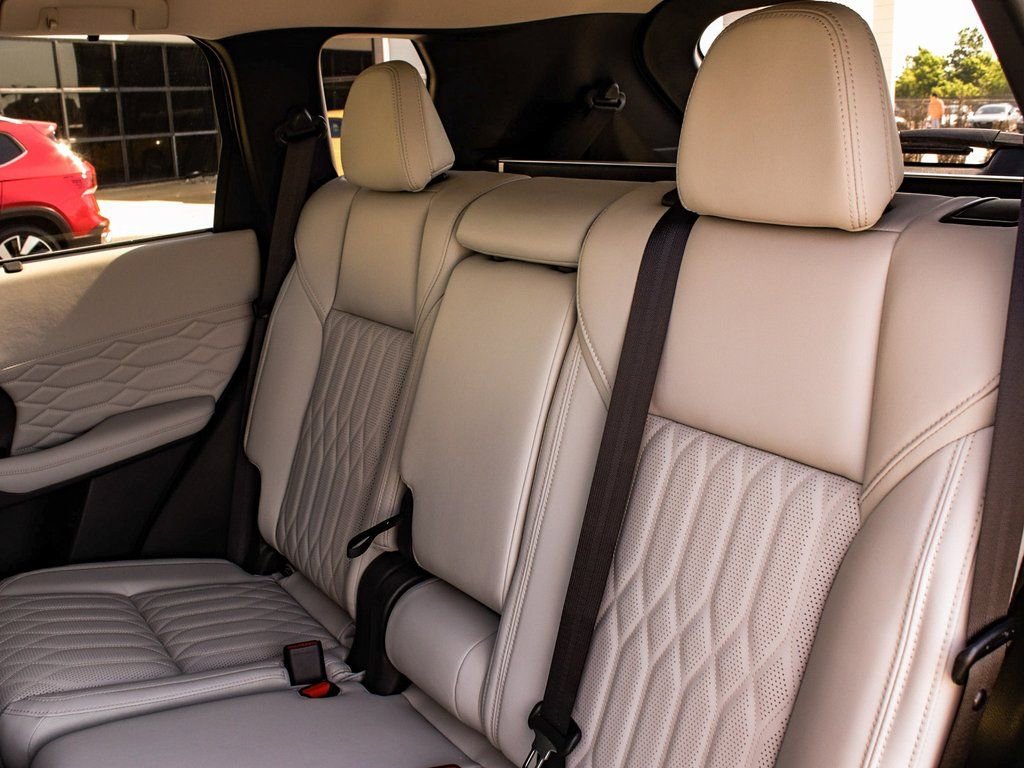 New 2025 Mitsubishi Outlander SEL image 35