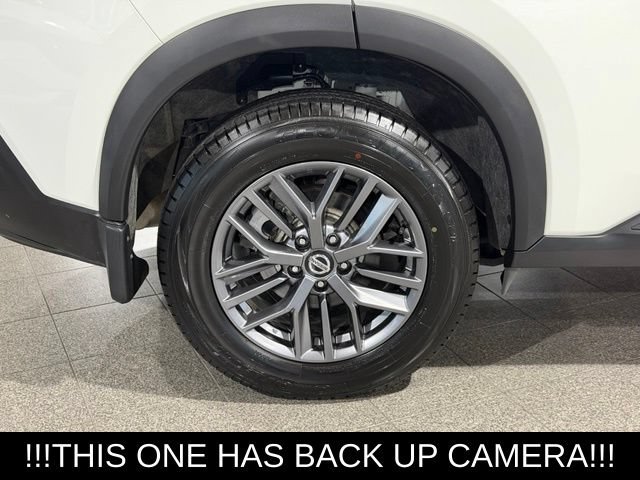 Used 2021 Nissan Rogue S AWD/4WD image 11
