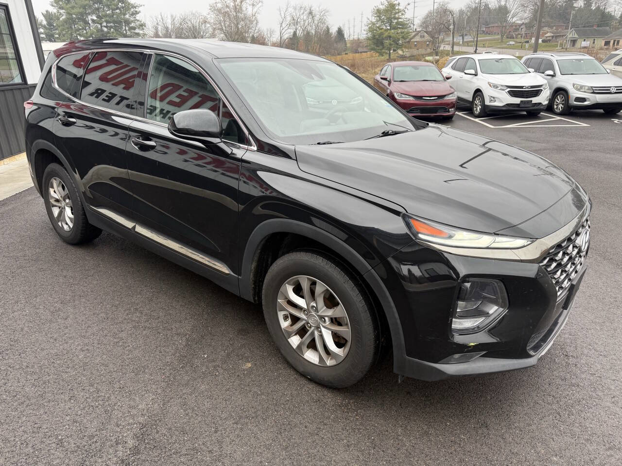 Used 2019 Hyundai Santa Fe SEL w/ Cargo Package FWD image 4