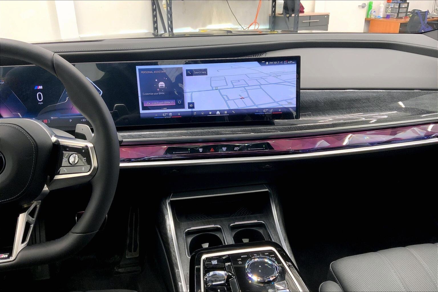 Used 2025 BMW 760i xDrive w/ Premium Package AWD/4WD image 15