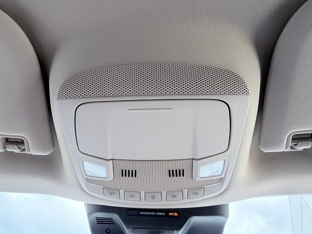Used 2024 Ford Expedition XLT AWD/4WD image 17