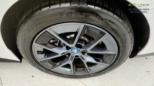 Used 2024 BMW i4 eDrive40 RWD image 83