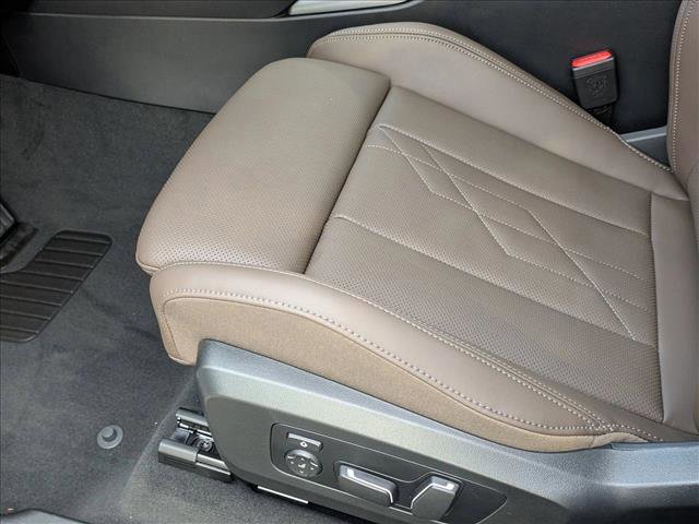 Used 2026 BMW X3 xDrive30 w/ Premium Package image 4