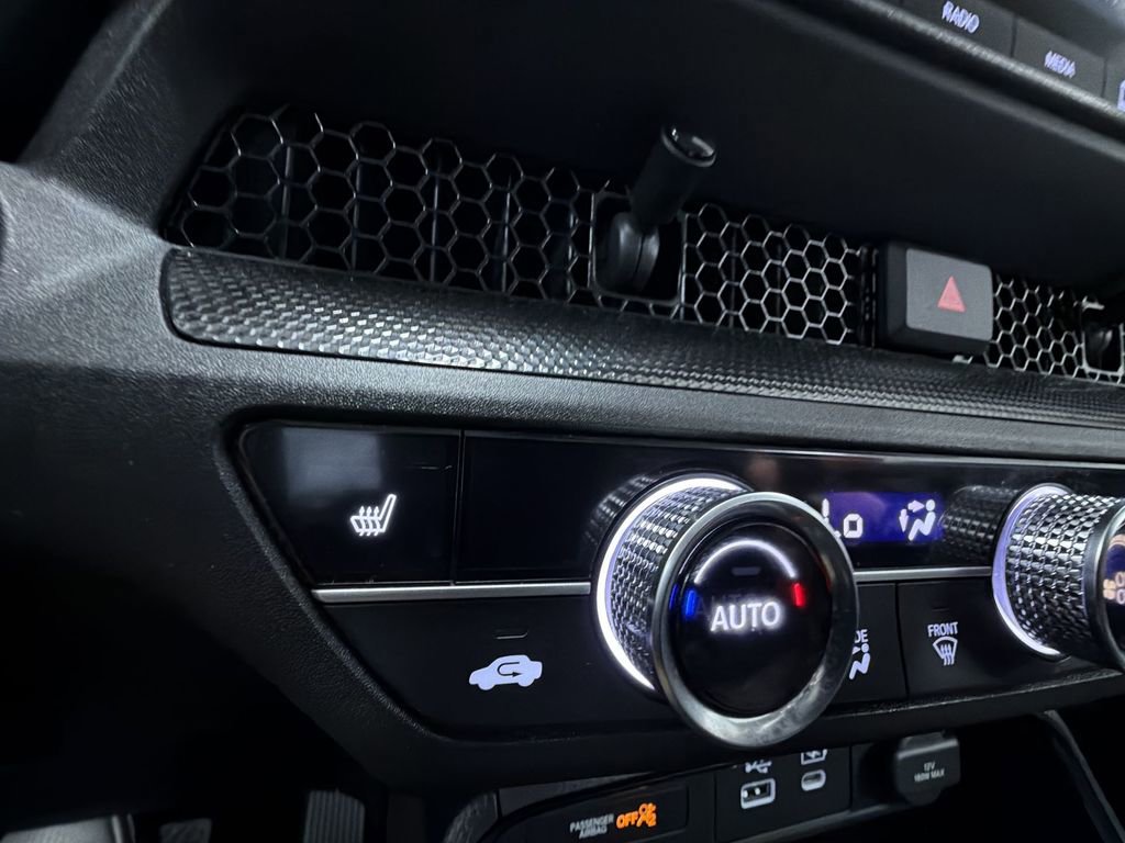 Used 2025 Honda CR-V EX image 24