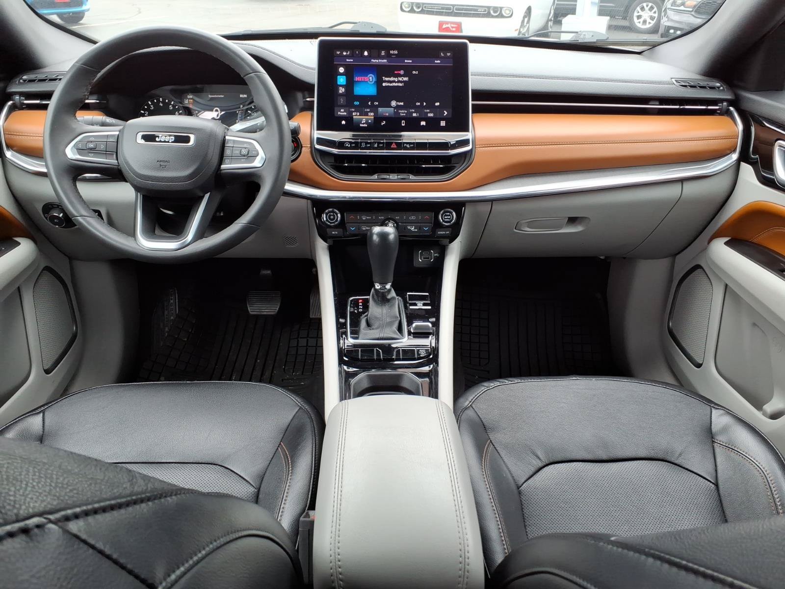 Used 2023 Jeep Compass Limited AWD/4WD image 12