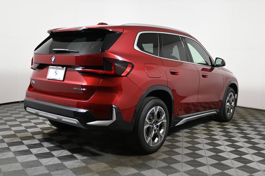 Used 2026 BMW X1 xDrive28i w/ Technology Package image 7