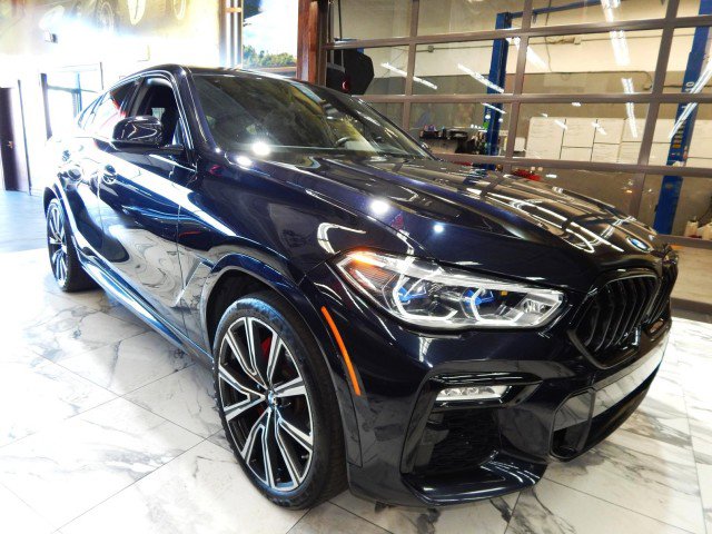 Used 2021 BMW X6 xDrive40i image 1