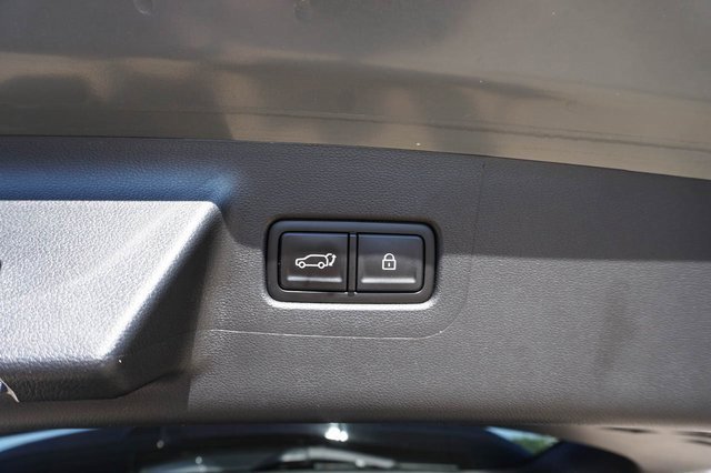 Used 2025 Hyundai Santa Fe Limited image 20