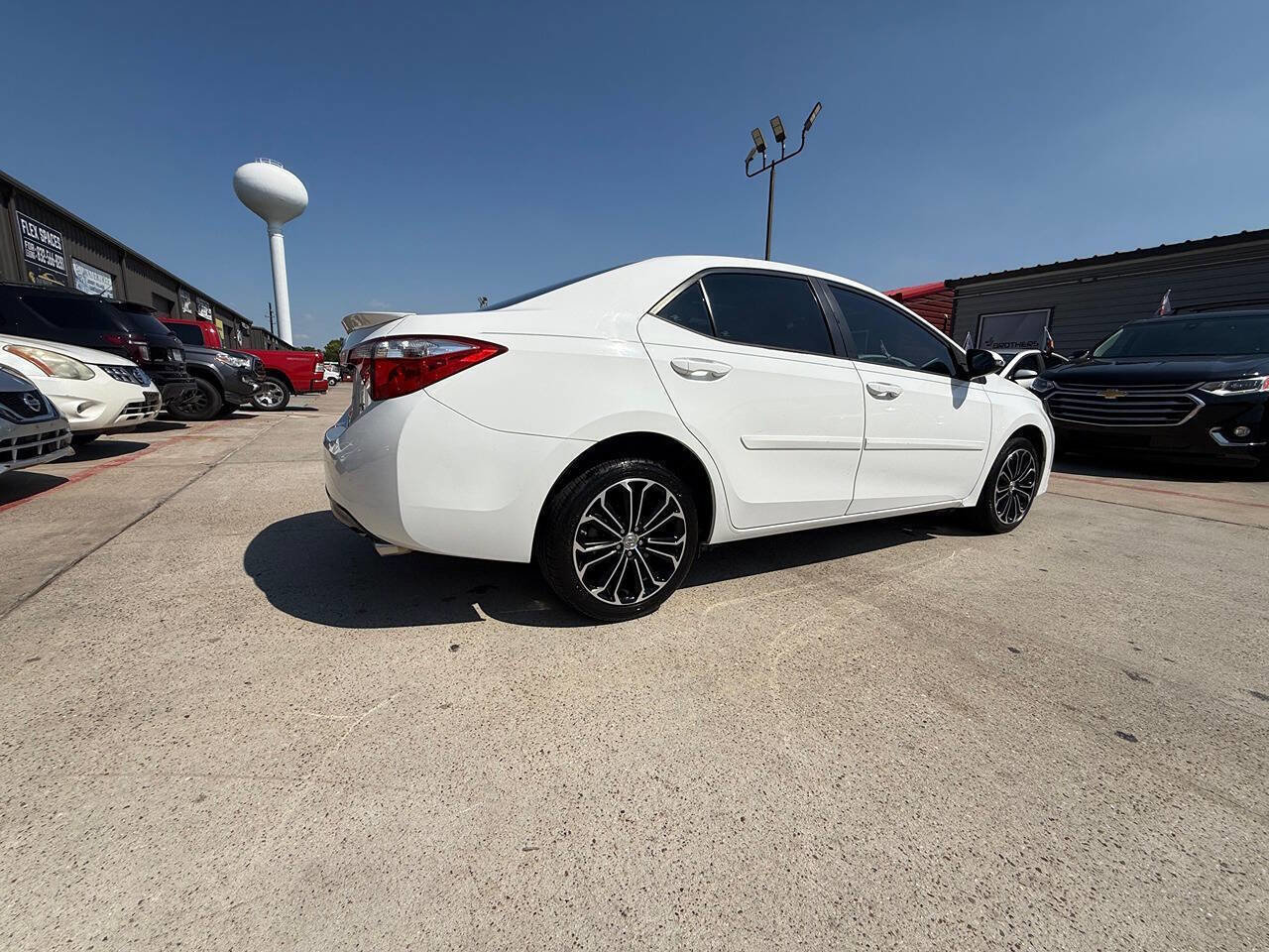 Used 2016 Toyota Corolla S image 7