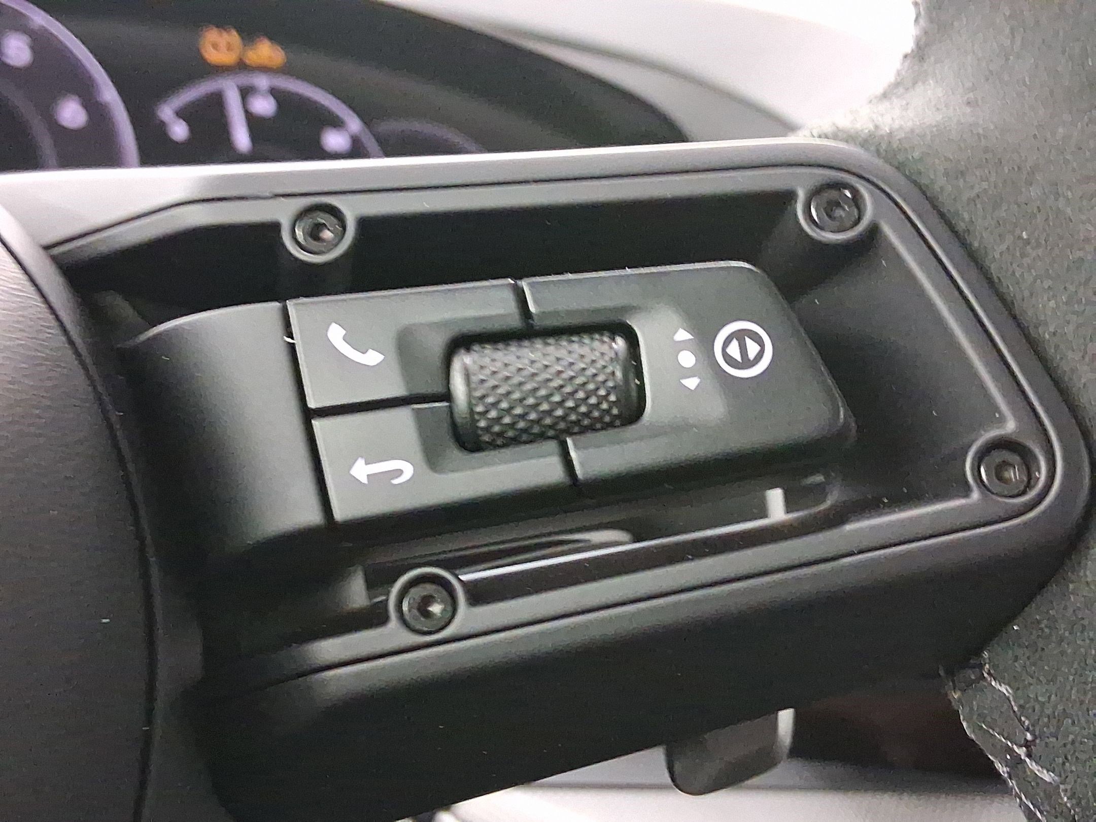 New 2026 Porsche Cayenne S image 18