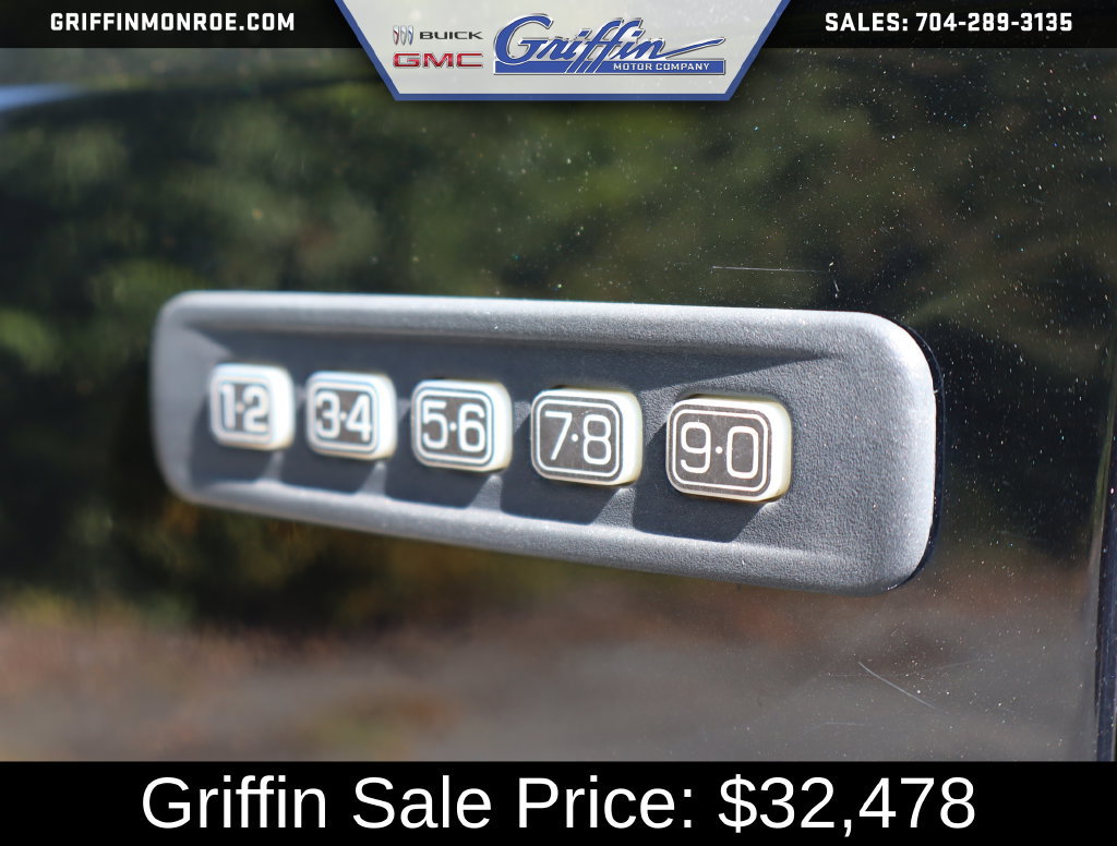Used 2015 Ford F250 King Ranch w/ FX4 Off-Road Package AWD/4WD image 15