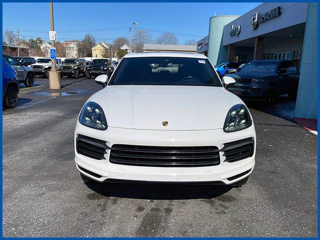 Used 2019 Porsche Cayenne w/ Premium Plus Package image 2