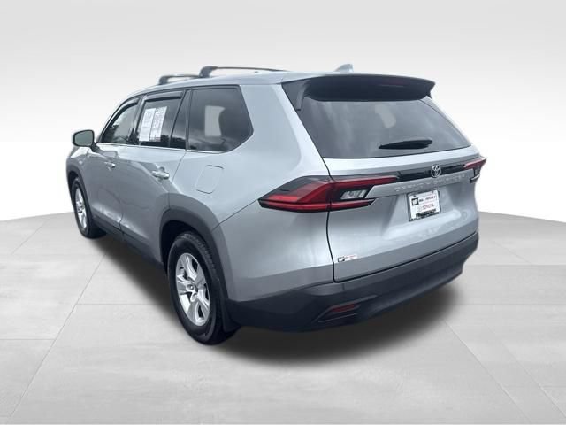 Used 2025 Toyota Grand Highlander FWD video 3