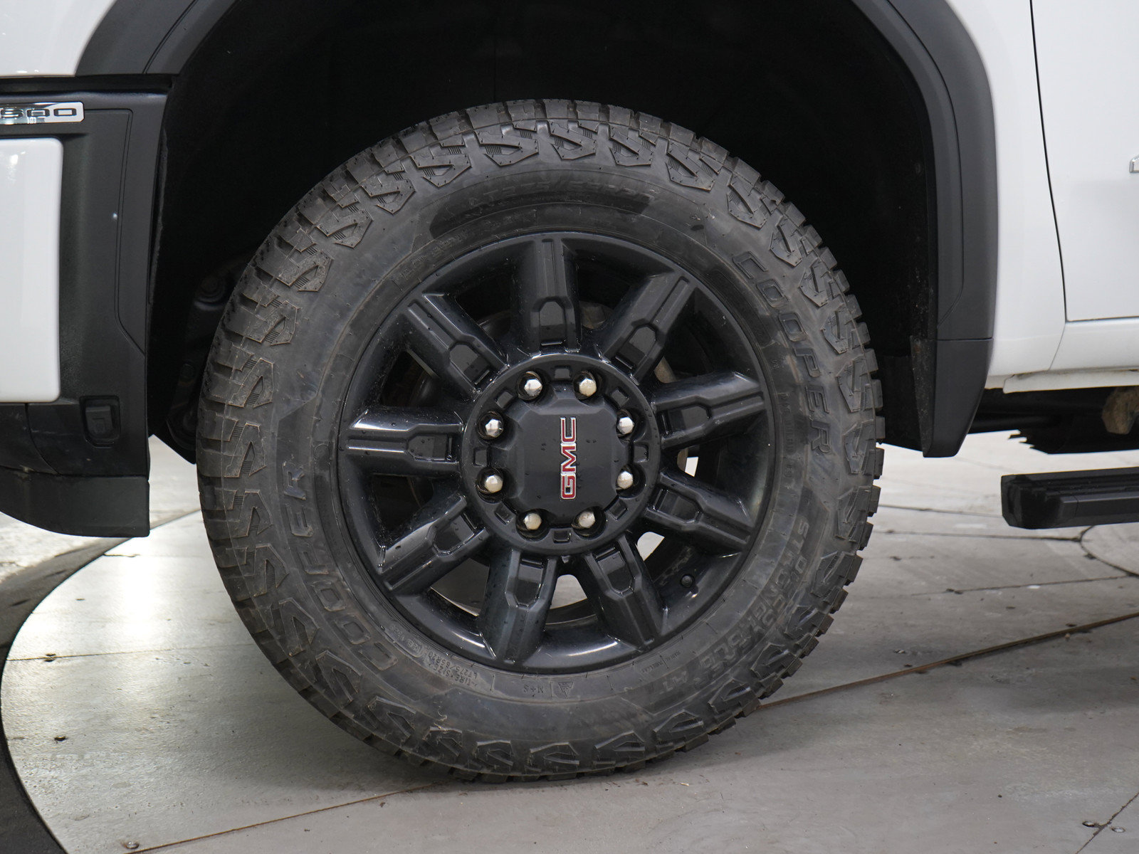 Used 2024 GMC Sierra 3500 AT4 AWD/4WD image 32