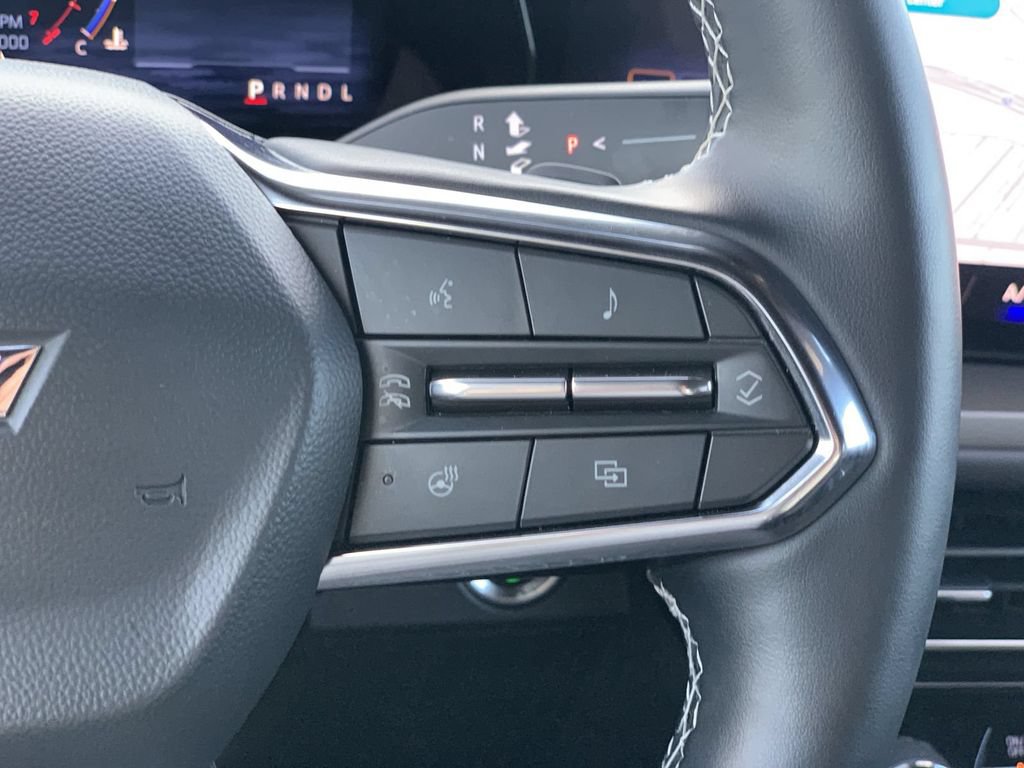 Certified 2026 Chevrolet Traverse LT FWD image 16