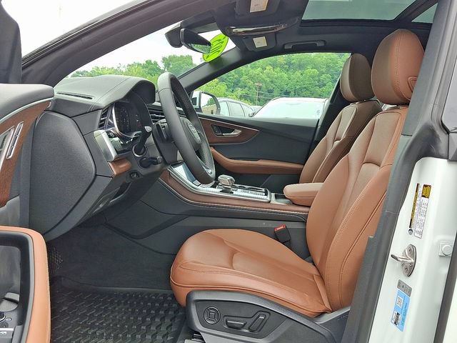 Used 2025 Audi Q8 Premium Plus AWD/4WD image 13