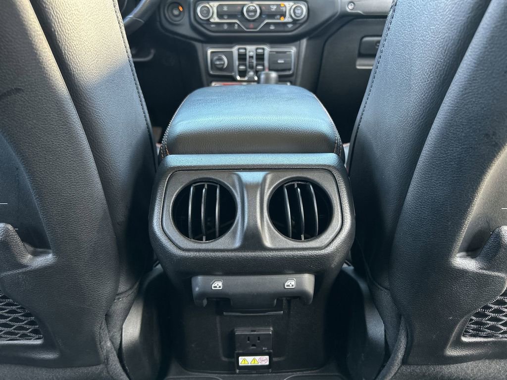 Used 2023 Jeep Gladiator Mojave w/ LED Lighting Group AWD/4WD image 21