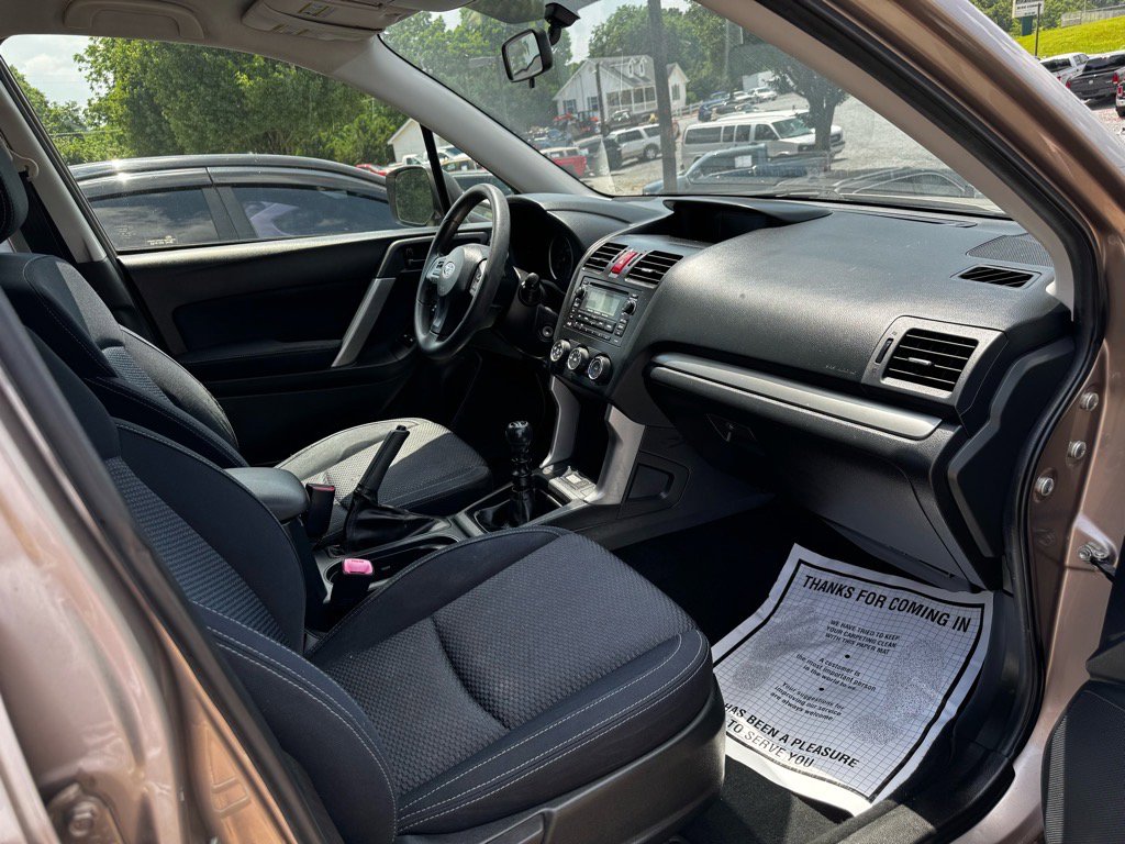 Used 2015 Subaru Forester 2.5i image 22