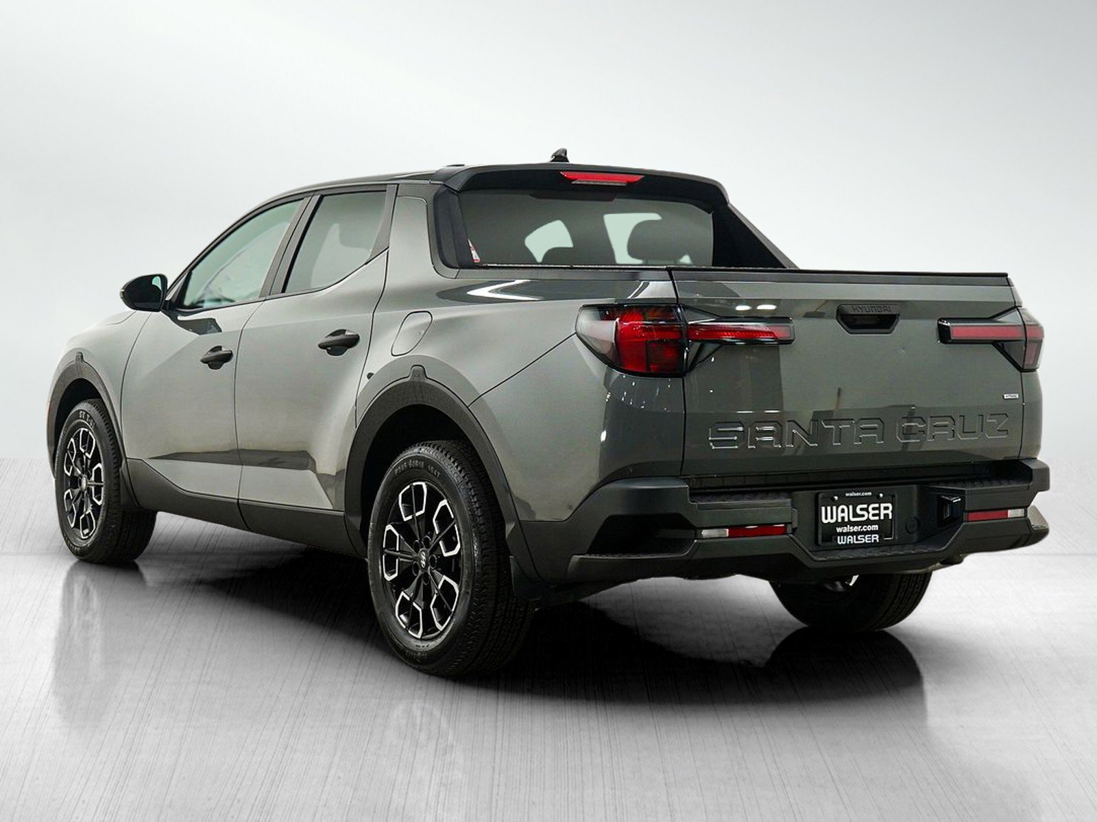 Used 2023 Hyundai Santa Cruz SEL image 3