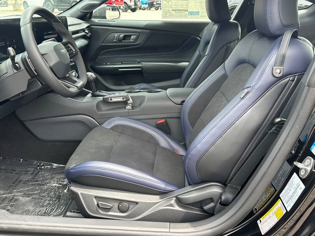 New 2026 Ford Mustang Dark Horse image 9