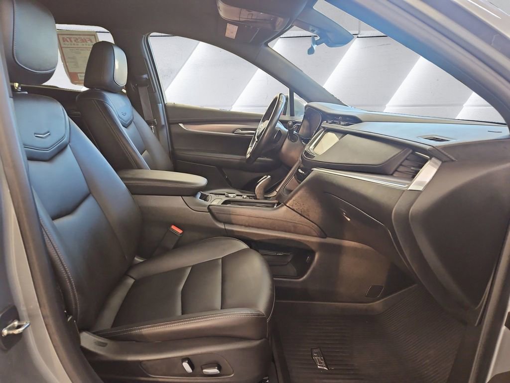 Used 2023 Cadillac XT5 Luxury image 13