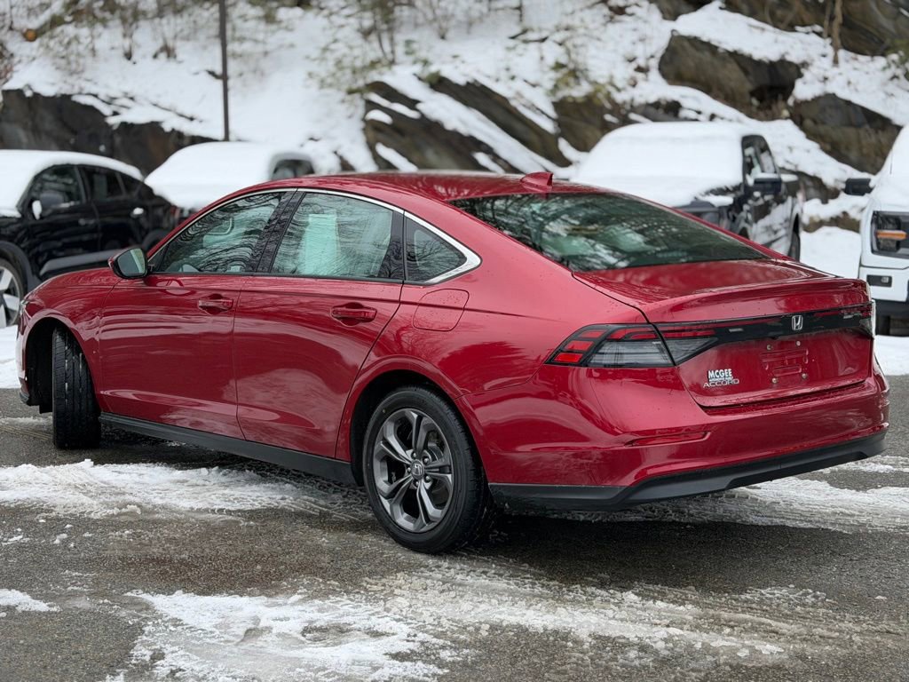 Used 2023 Honda Accord EX image 3