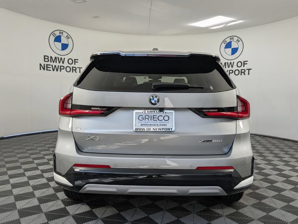 New 2026 BMW X1 xDrive28i w/ Technology Package AWD/4WD image 7