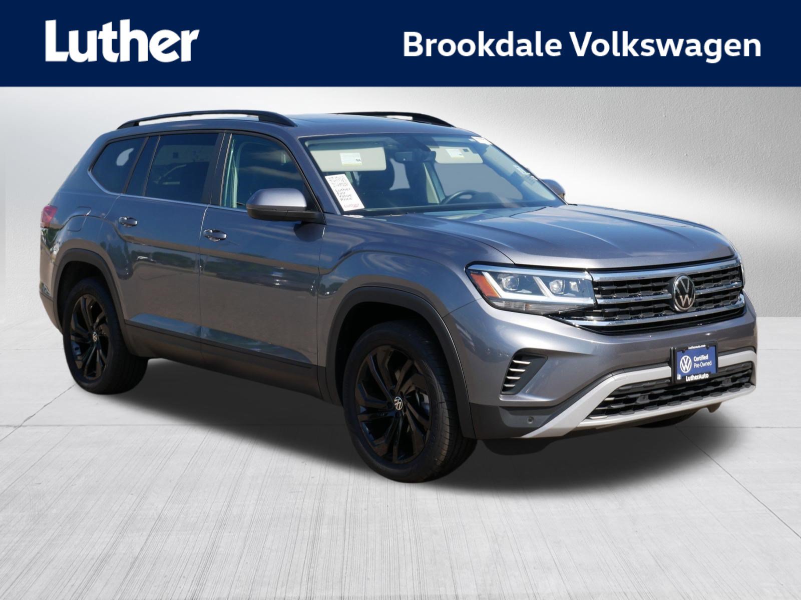 Certified 2023 Volkswagen Atlas SE w/ Panoramic Sunroof Package AWD/4WD image 1