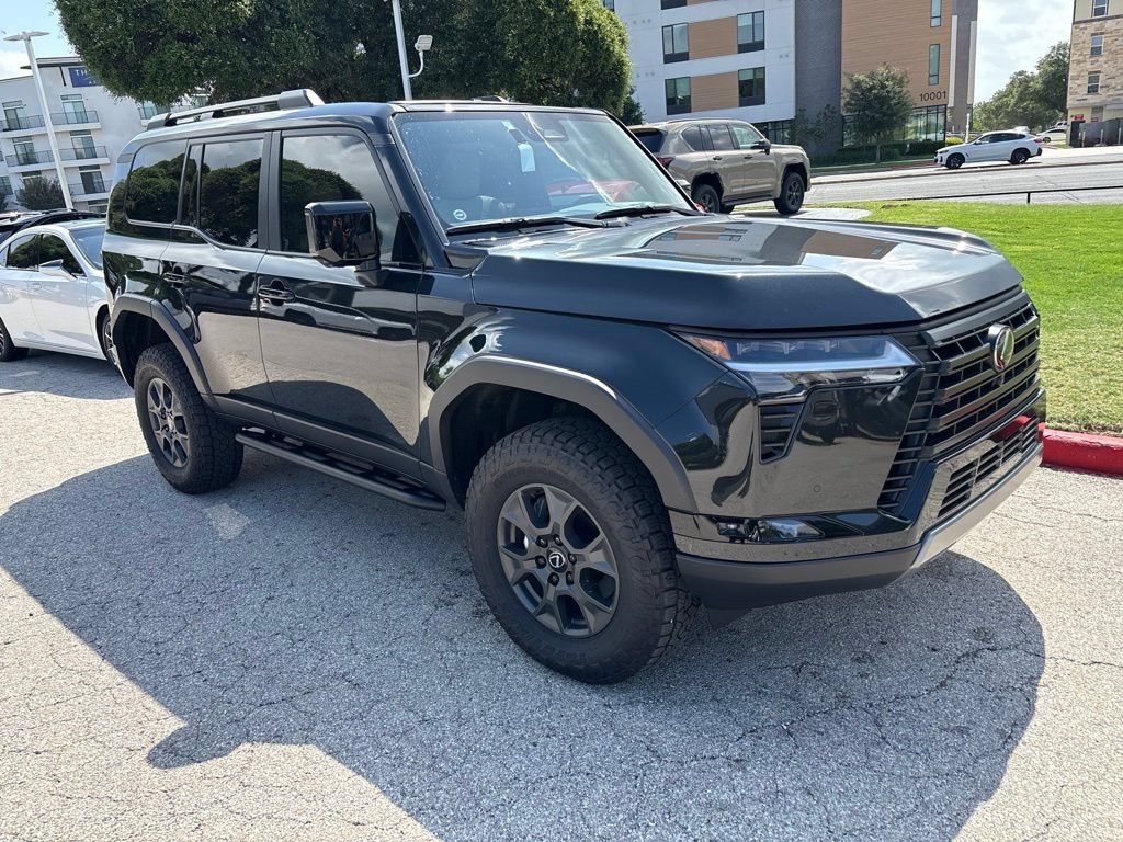 Certified 2026 Lexus GX 550 w/ Accessory Package (CT) AWD/4WD image 7
