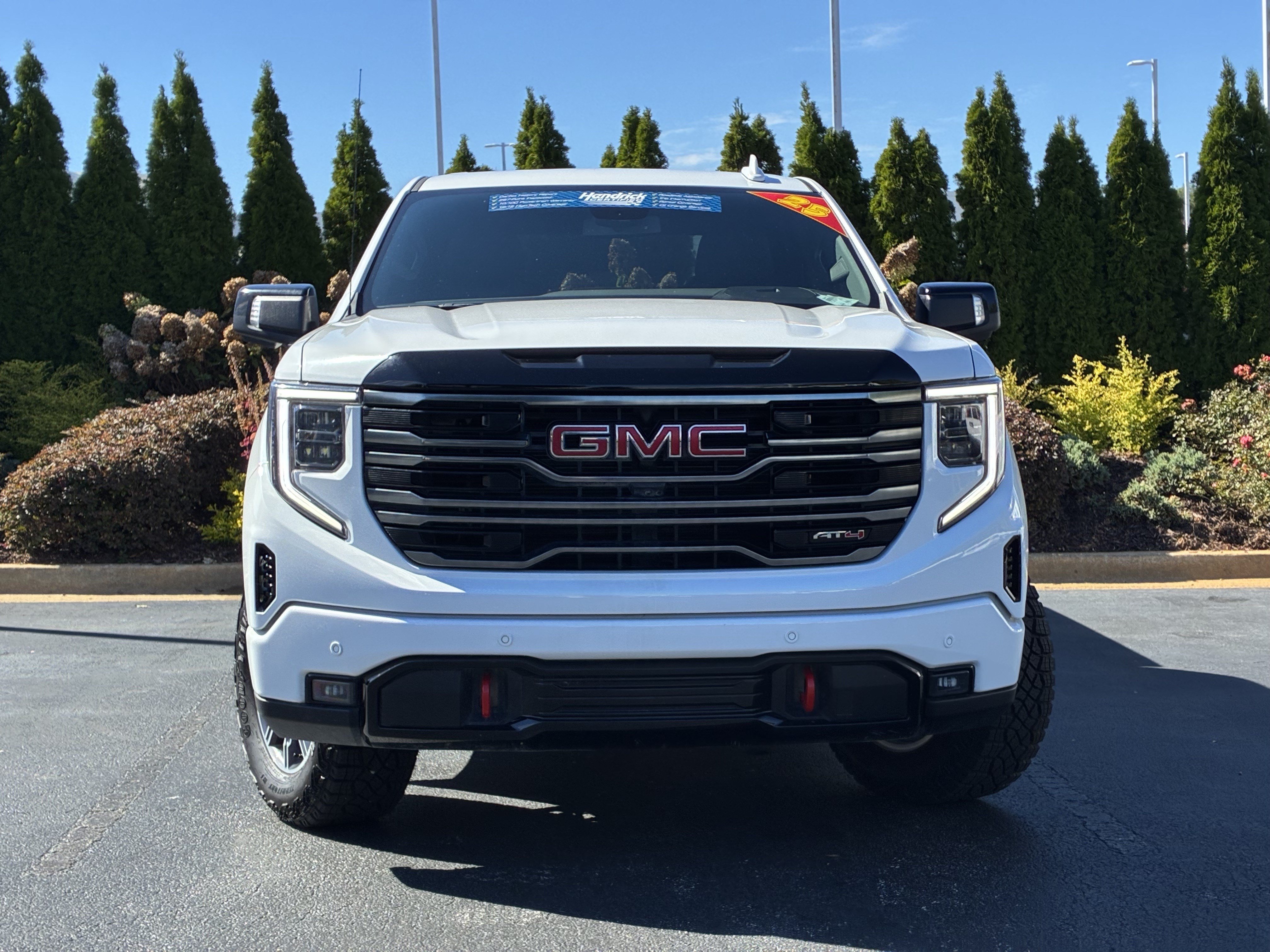 Used 2025 GMC Sierra 1500 AT4 AWD/4WD image 5