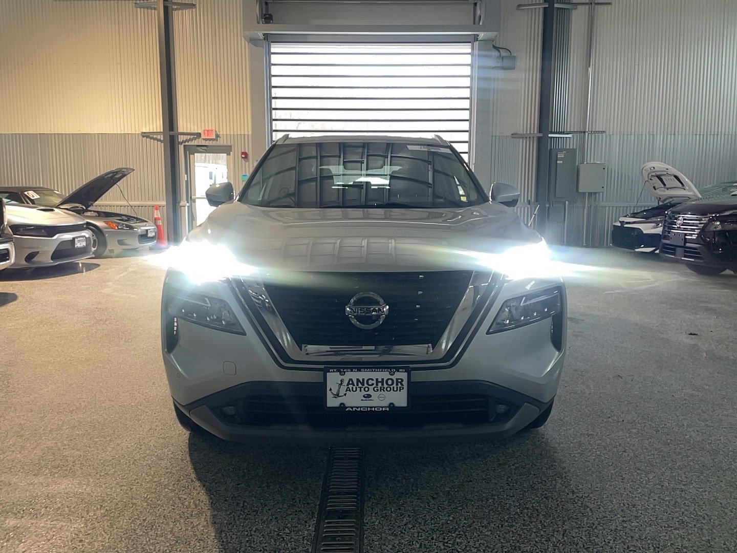 Used 2021 Nissan Rogue SL w/ Premium Package image 2