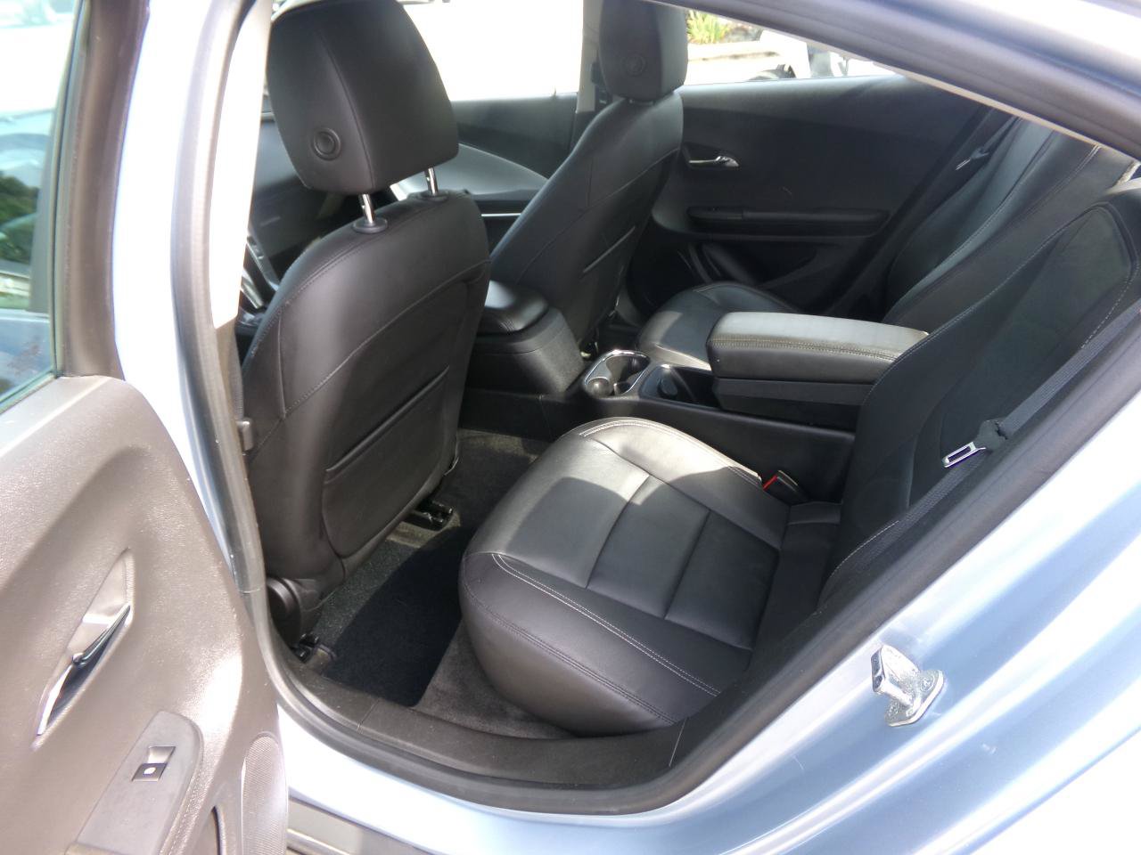 Used 2013 Chevrolet Volt Premium w/ Premium Trim Package FWD image 14