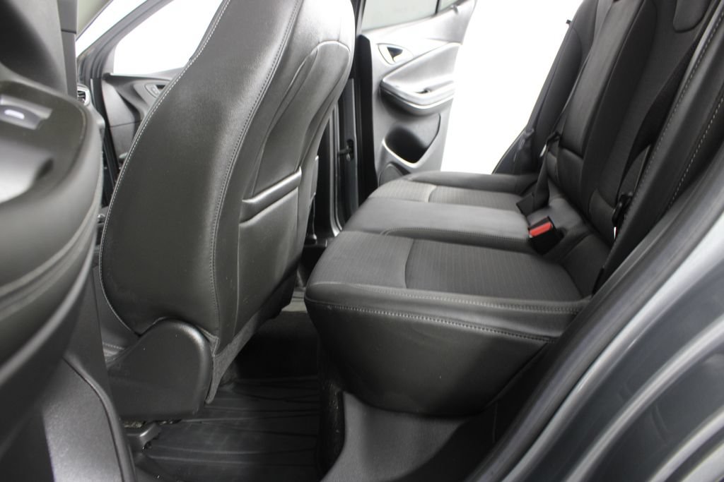 Used 2023 Buick Encore GX Select w/ Sport Touring Package AWD/4WD image 16