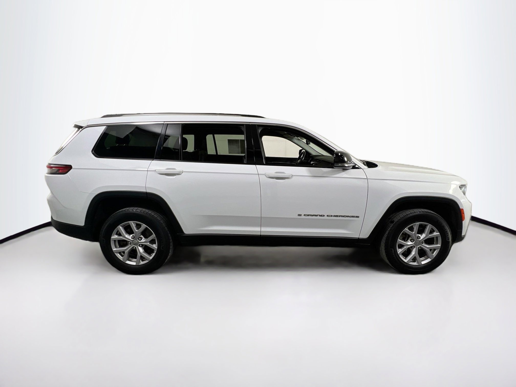 Used 2021 Jeep Grand Cherokee L Limited image 4