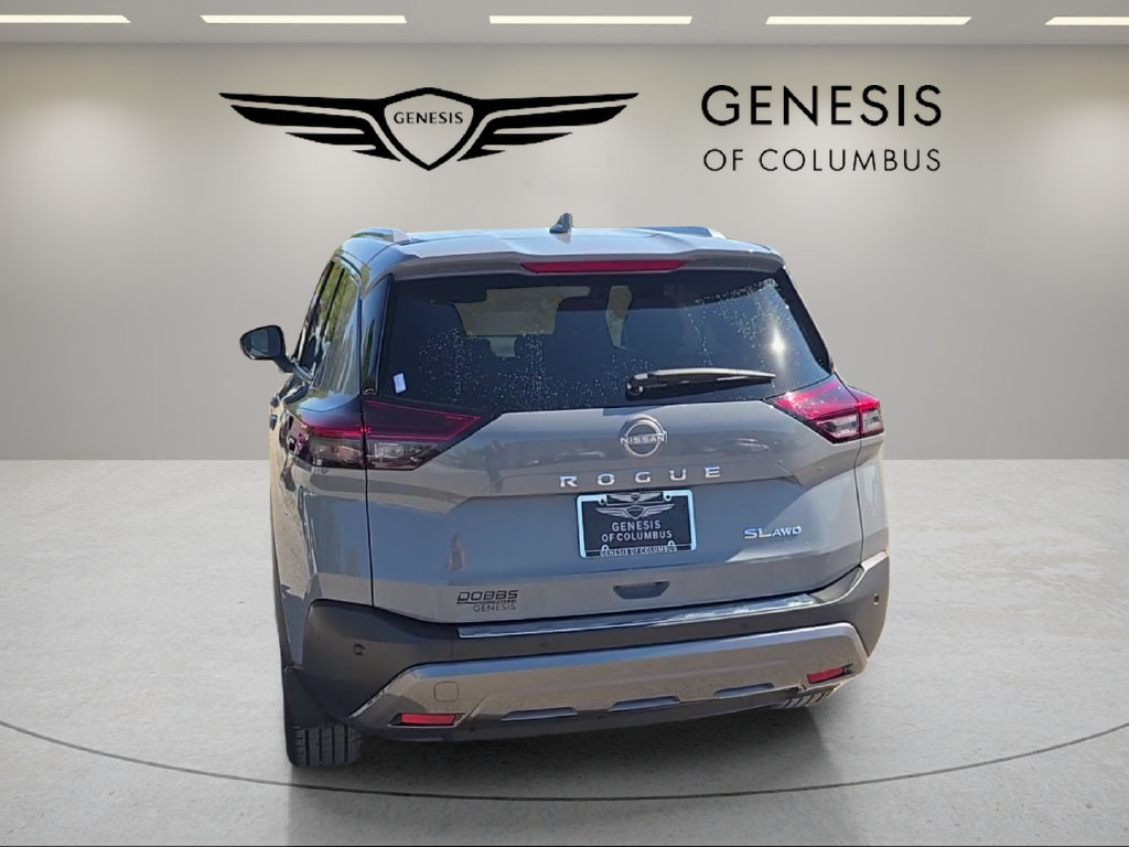 Used 2023 Nissan Rogue SL w/ SL Premium Package AWD/4WD image 4