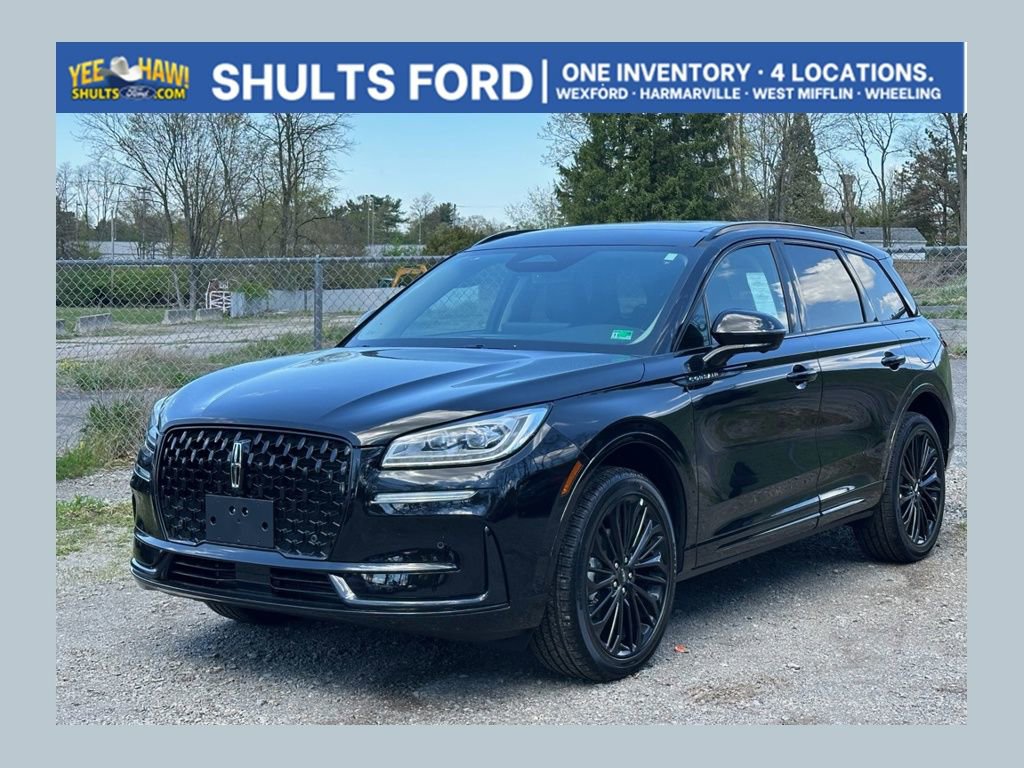 New 2026 Lincoln Corsair Reserve w/ Jet Appearance Package AWD/4WD image 1