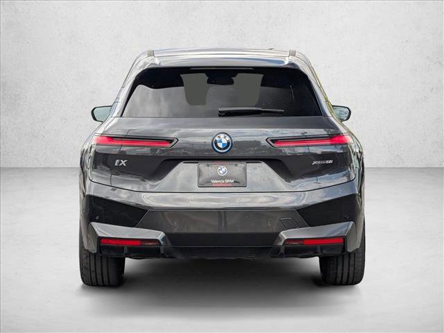 Certified 2022 BMW iX xDrive50 w/ Premium Package AWD/4WD image 7