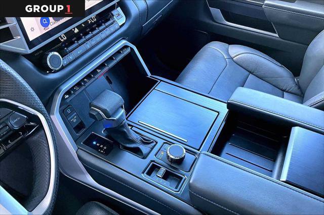 Certified 2025 Toyota Tundra Platinum AWD/4WD image 17