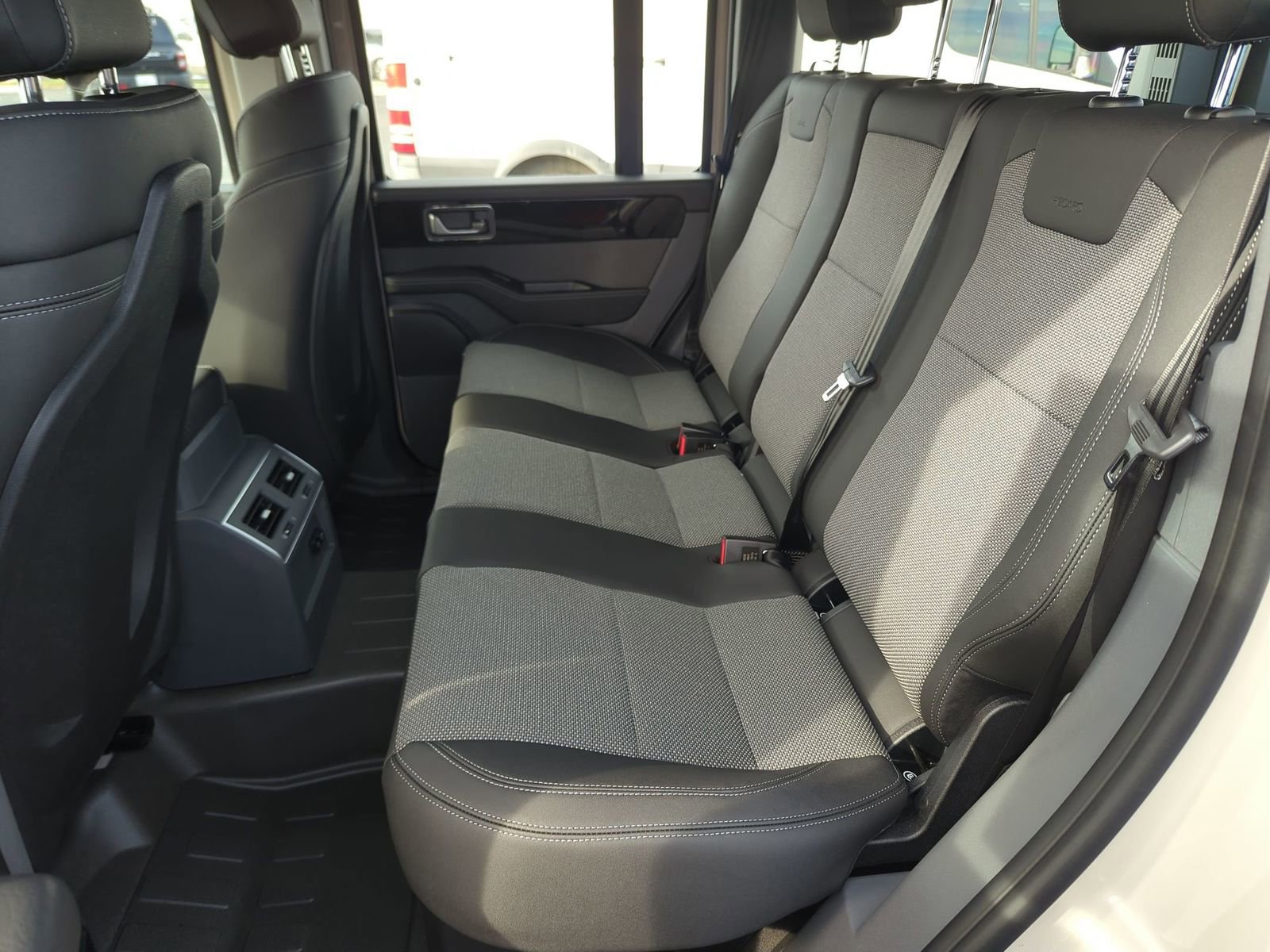 New 2025 INEOS Grenadier image 21